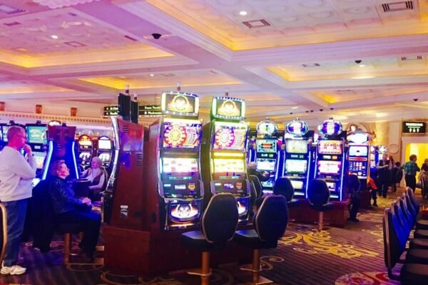 PayID Casino Banking Guide: Manage Floor Caps & Fee Tables